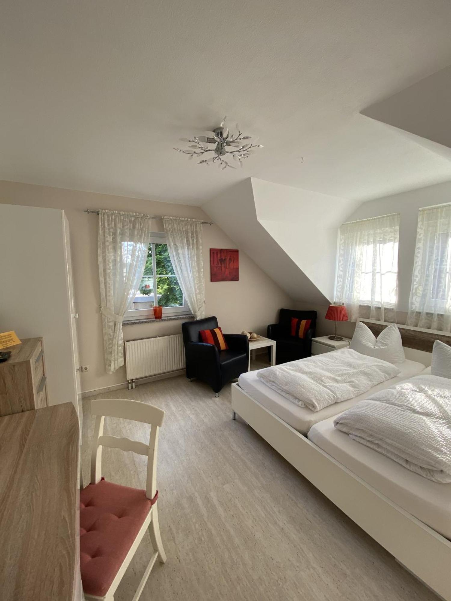 Apartments und Zimmer Gästehaus Matthias Dresden Zimmer foto